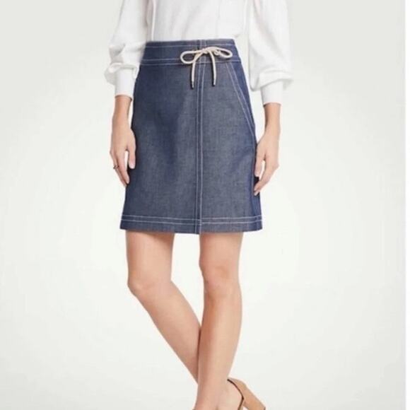 Ann Taylor Petite Heavy Knit Denim Blue Chambray Skirt Straight Stretch Size 2P - Picture 12 of 12